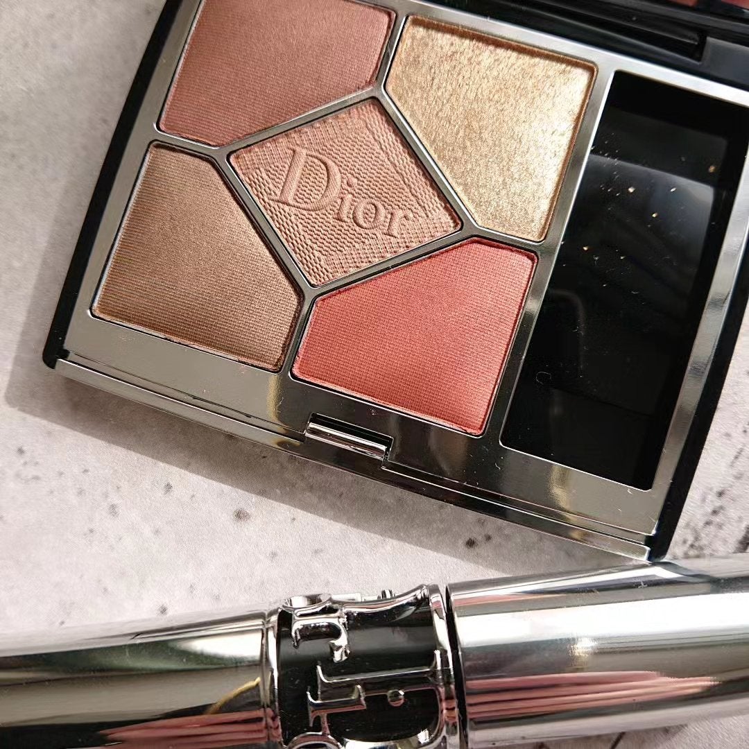 ディオールショウ サンク クルール/Dior/アイシャドウを使ったクチコミ(2枚目)