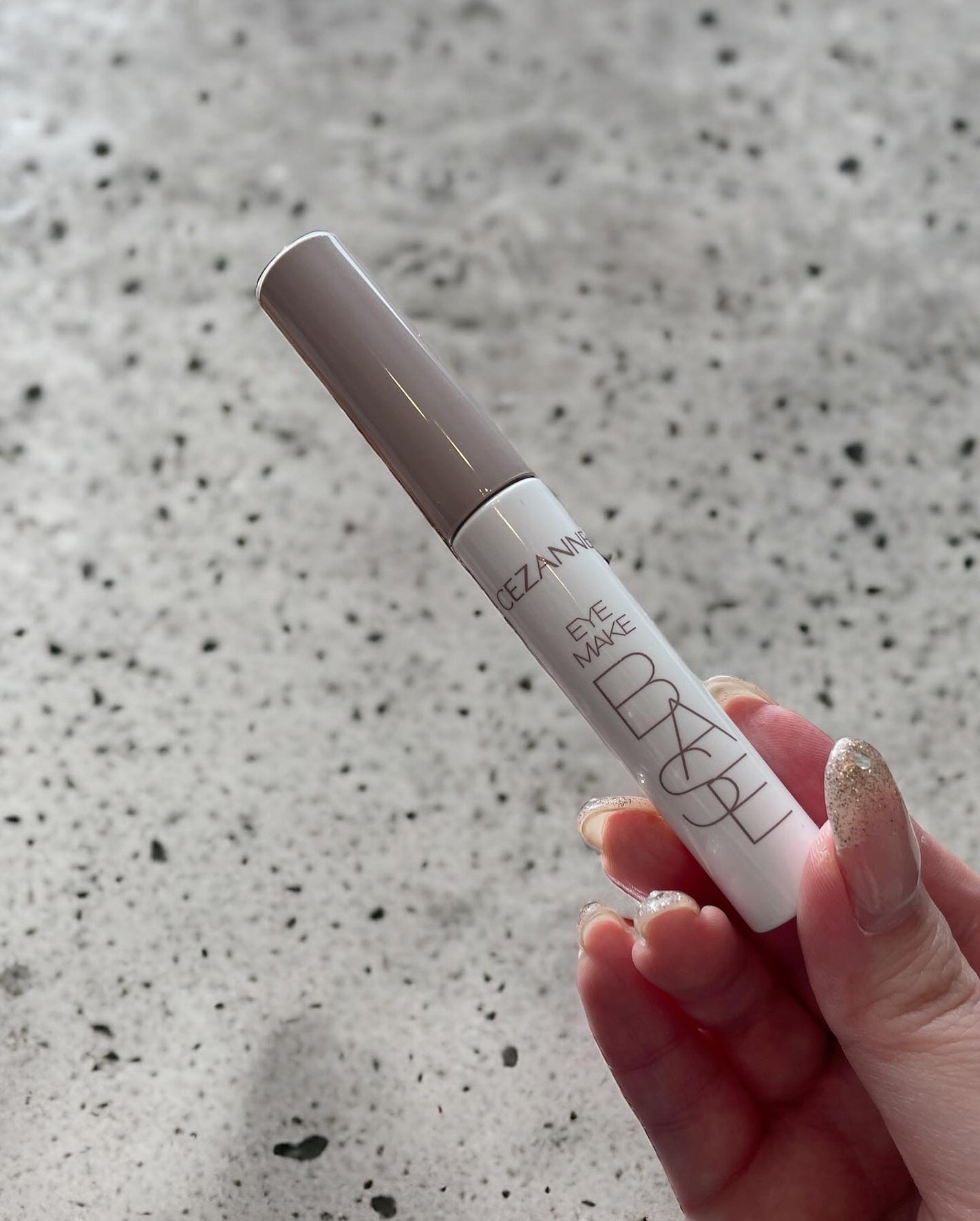 アイメイクベース/CEZANNE/アイシャドウベースを使ったクチコミ(2枚目)