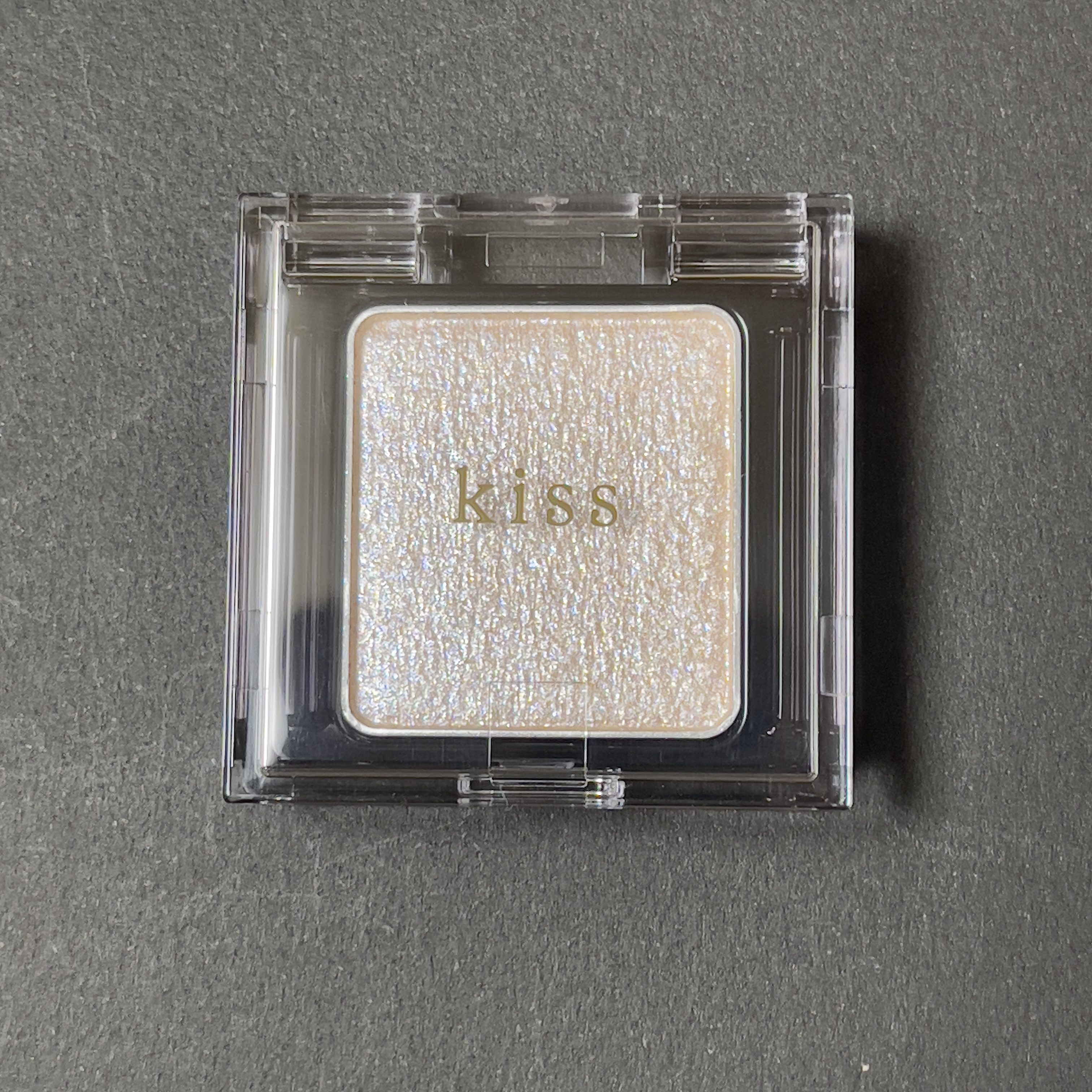  シアー グリッターアイズ 55 バブル(BUBBLE)/KiSS/単色アイシャドウを使ったクチコミ（1枚目）