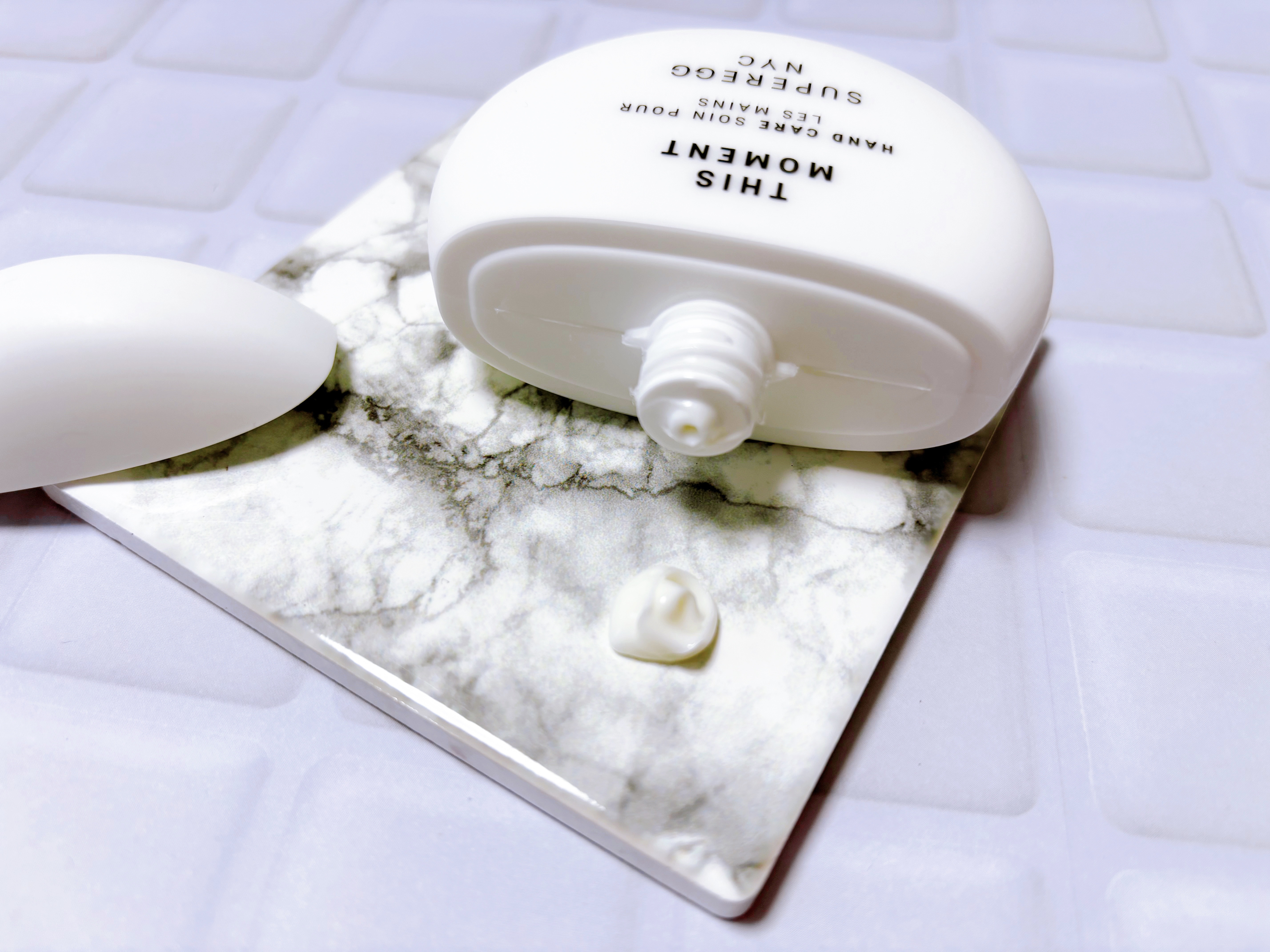 ディス モーメント ハンドケア/SUPEREGG /ハンドクリームを使ったクチコミ（2枚目）