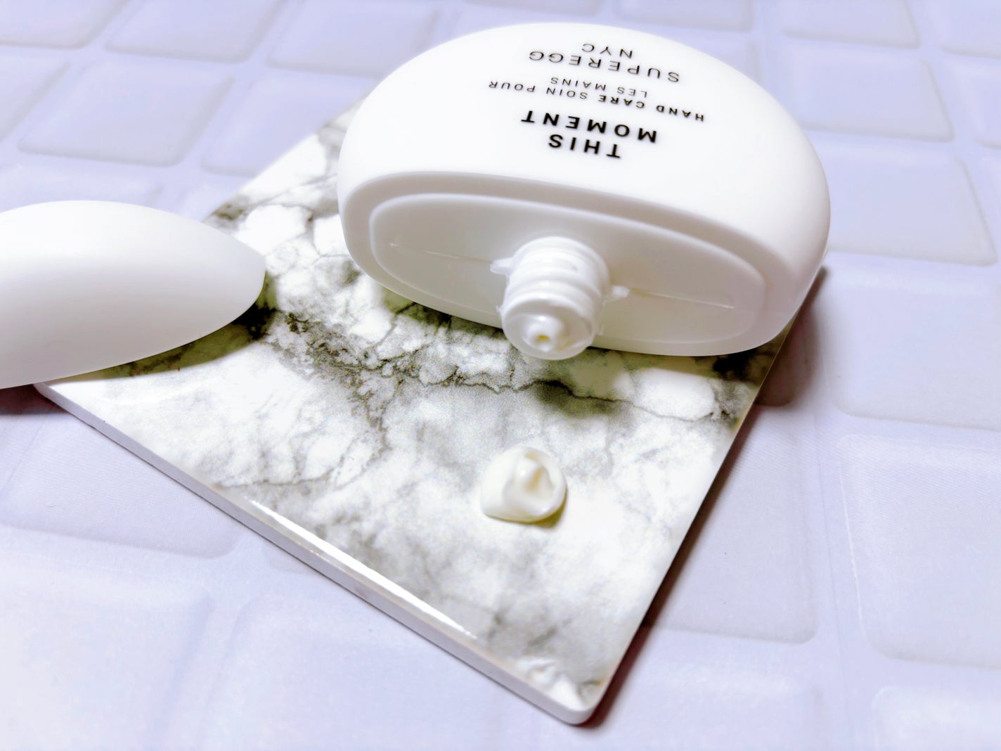 ディス モーメント ハンドケア/SUPEREGG /ハンドクリームを使ったクチコミ(2枚目)