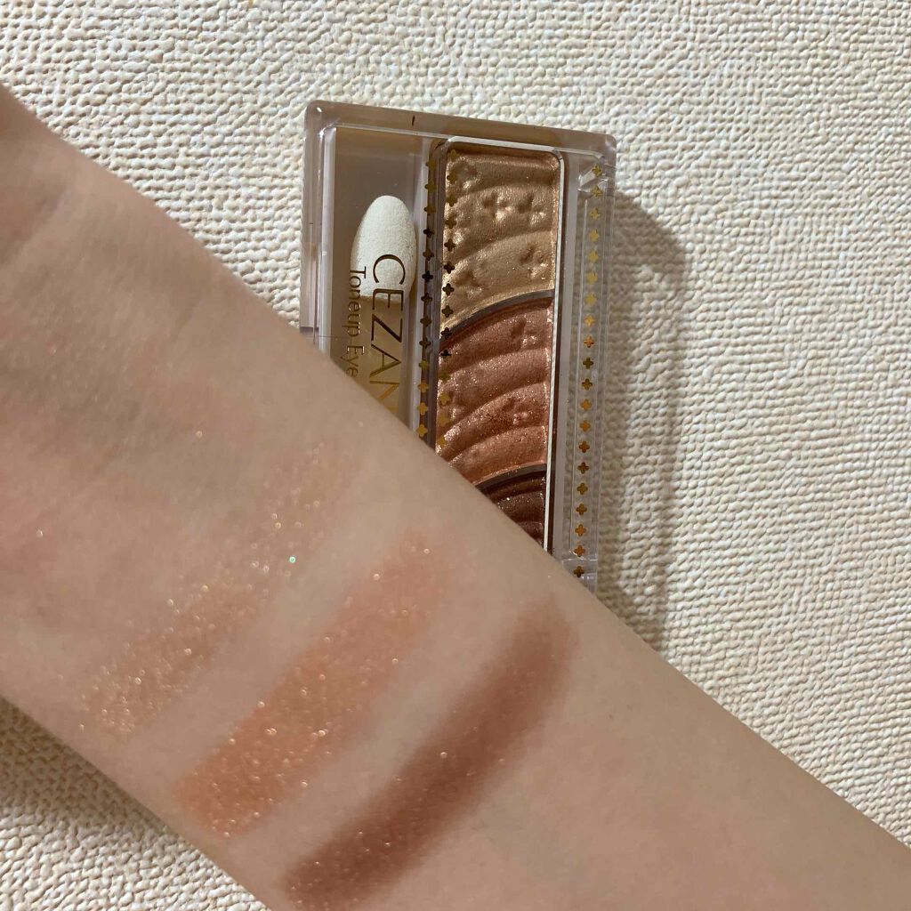 トーンアップアイシャドウ/CEZANNE/アイシャドウパレットを使ったクチコミ(2枚目)