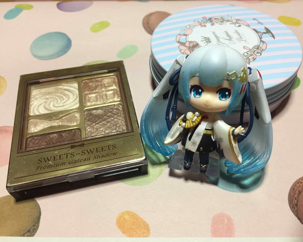 プレミアムガトーシャドウ/スウィーツ スウィーツ/アイシャドウパレットを使ったクチコミ（2枚目）