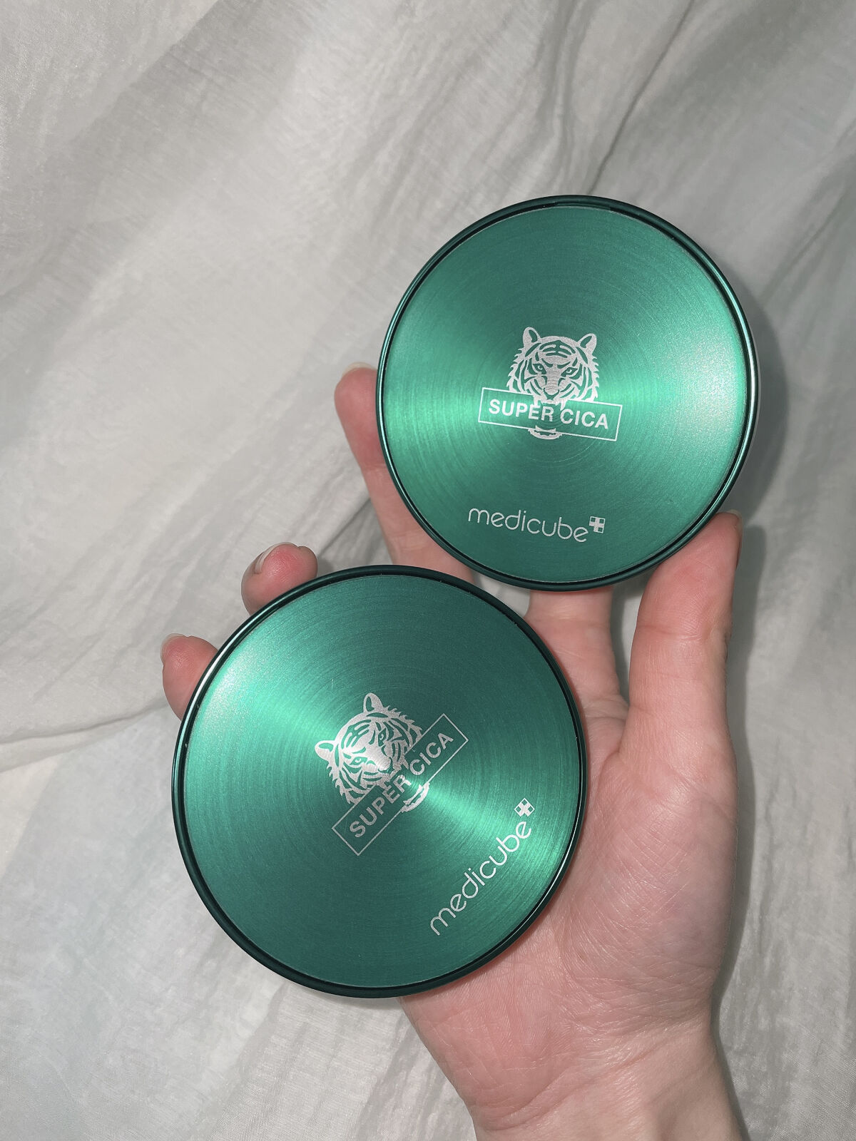 スーパーシカクッション/MEDICUBE/クッションファンデーションを使ったクチコミ（2枚目）