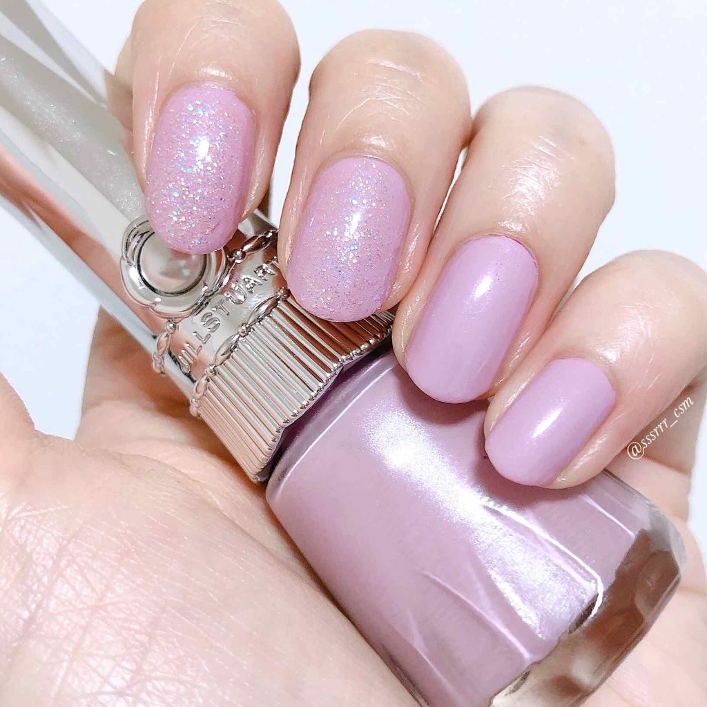 JILL STUART ネイルラッカーのクチコミ「儚げ透明感ネイル。
春はライラックカラー塗りたくなるよね…？

ジルスチュアート ネイルラッカ.....」（3枚目）