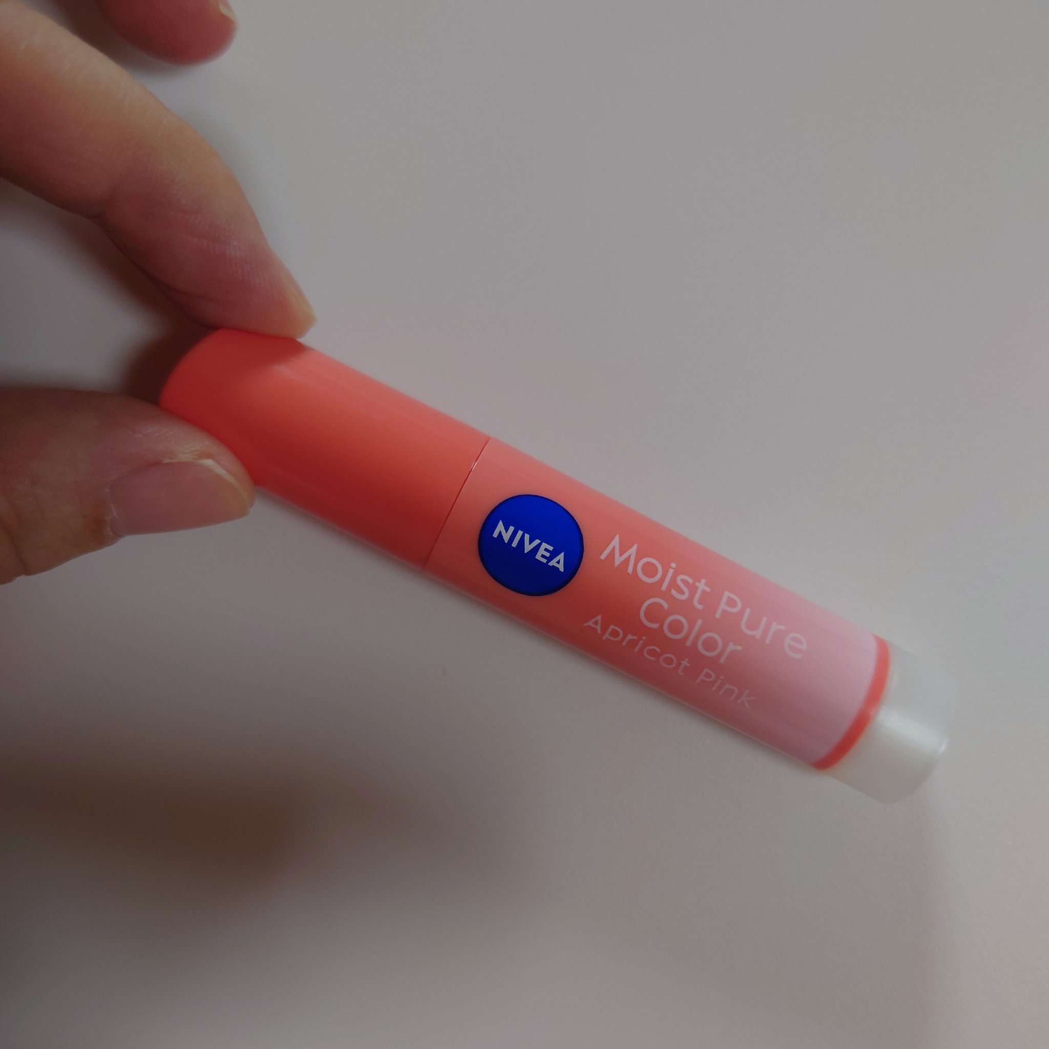 モイストピュアカラーリップ アプリコットピンク/ニベア/リップクリームを使ったクチコミ（1枚目）