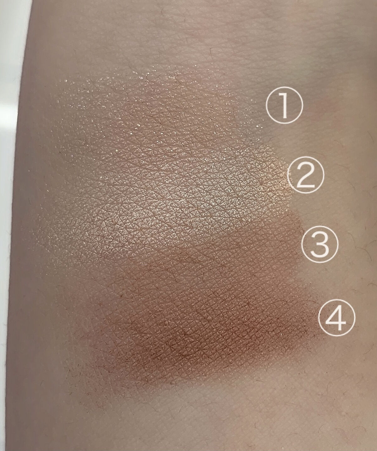 ベージュトーンアイシャドウ/CEZANNE/アイシャドウパレットを使ったクチコミ（2枚目）