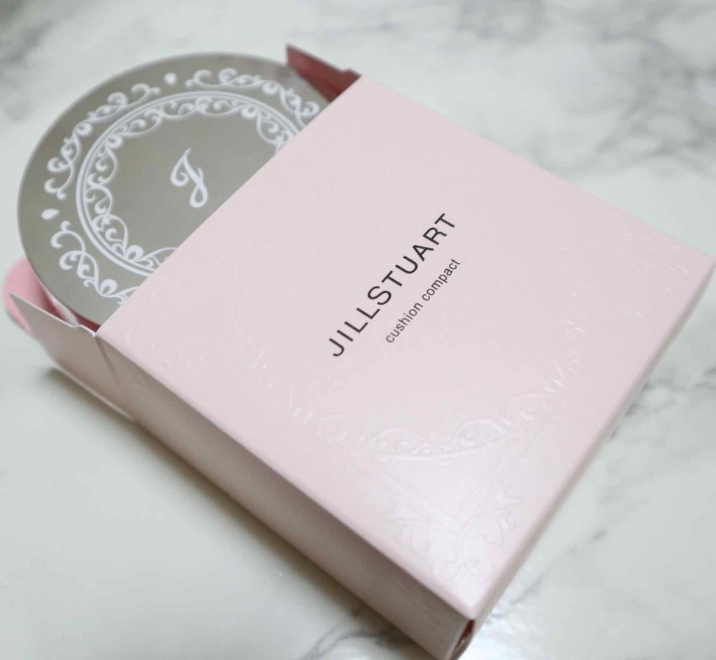 ピュアエッセンス クッションコンパクト/JILL STUART/クッションファンデーションを使ったクチコミ(1枚目)