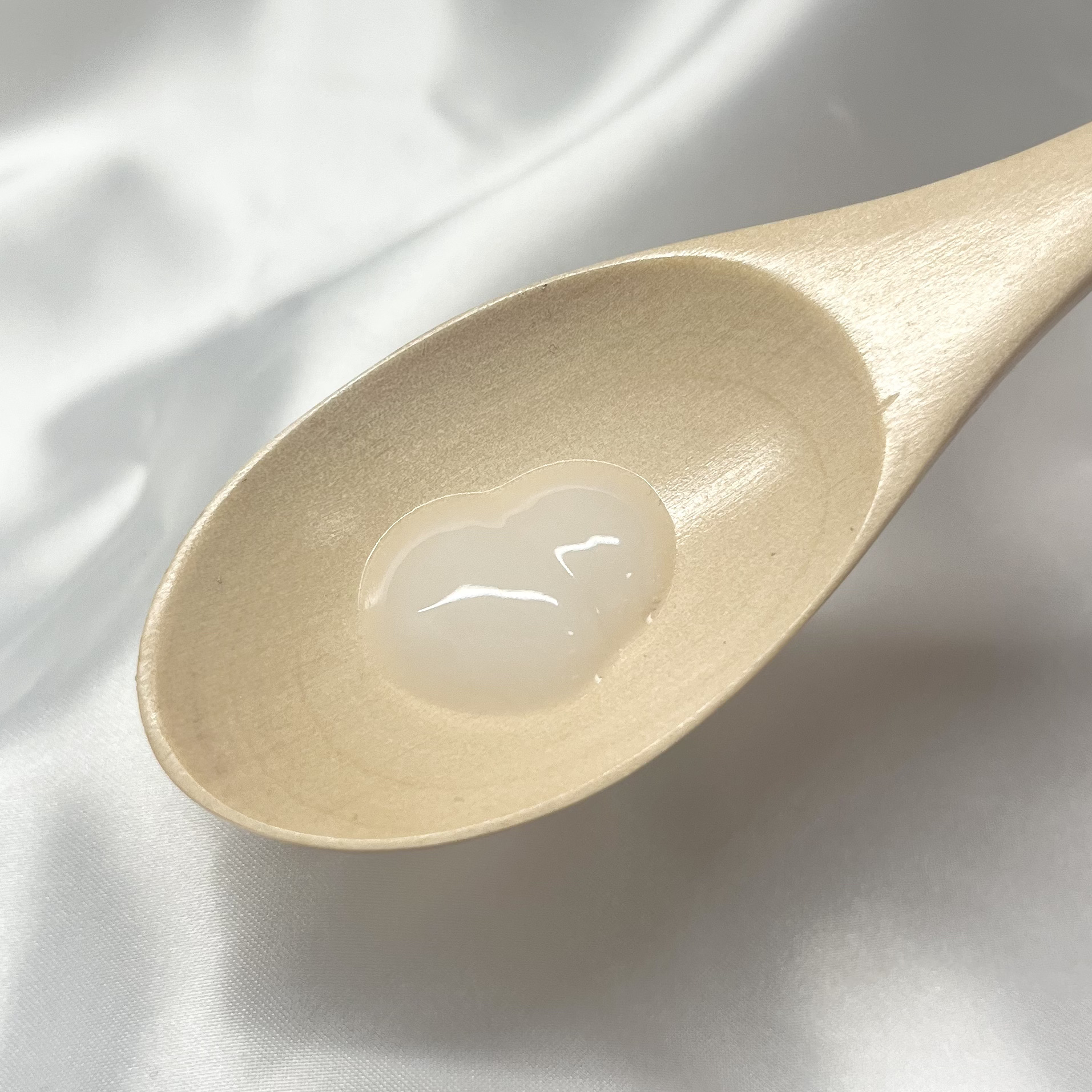 ミラクルズ うるおいブーストミルクウォーターセラム/パンテーン/アウトバストリートメントを使ったクチコミ（2枚目）