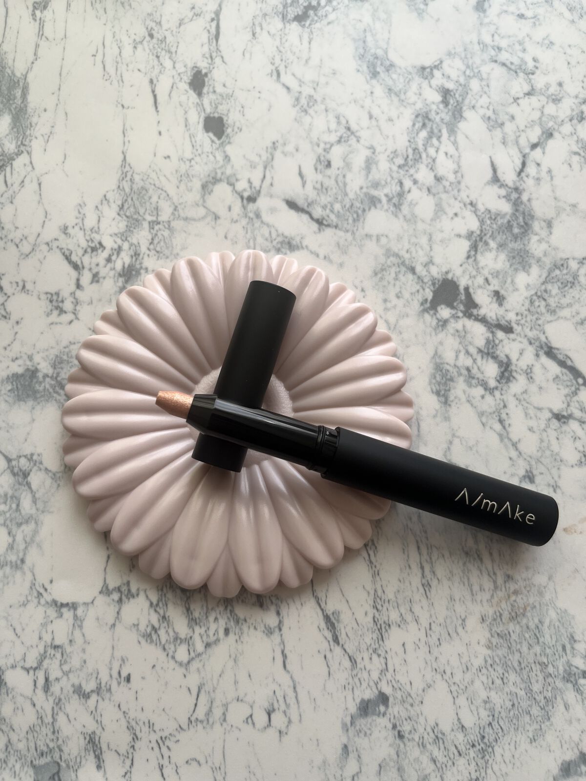 エーメイク グリッタースティック/A/mAke/グリッターを使ったクチコミ（2枚目）