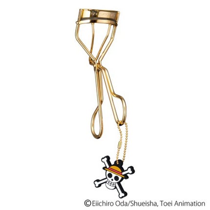 shu uemura ウォンテッド ゴールド アイラッシュカーラー