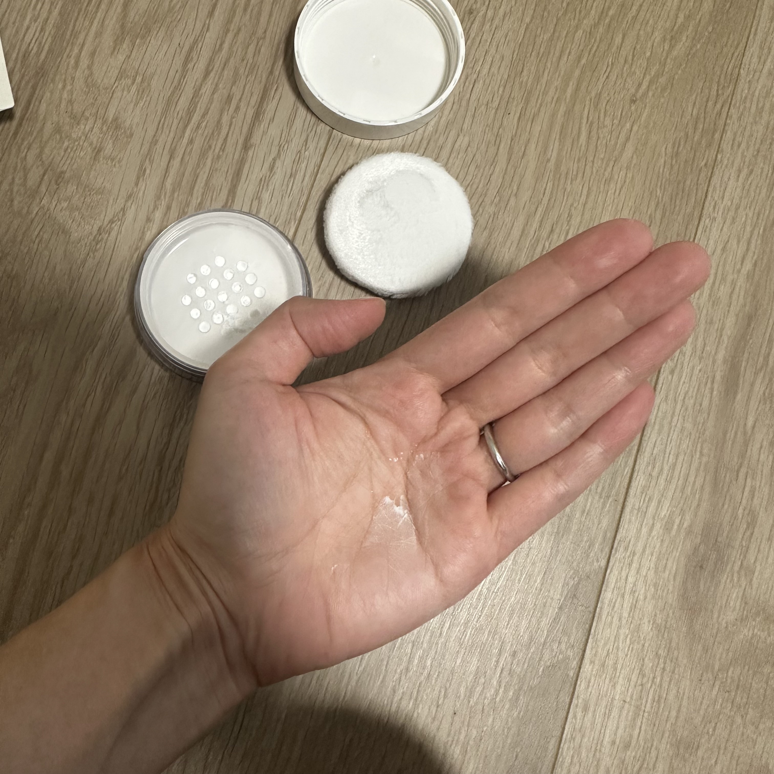 前髪リセットパウダー/リーゼ/その他スタイリングを使ったクチコミ（3枚目）