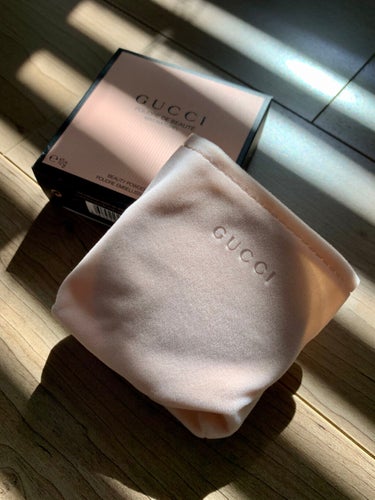 Poudre De Beauté matte compact powder/GUCCI/プレストパウダーを使ったクチコミ（2枚目）