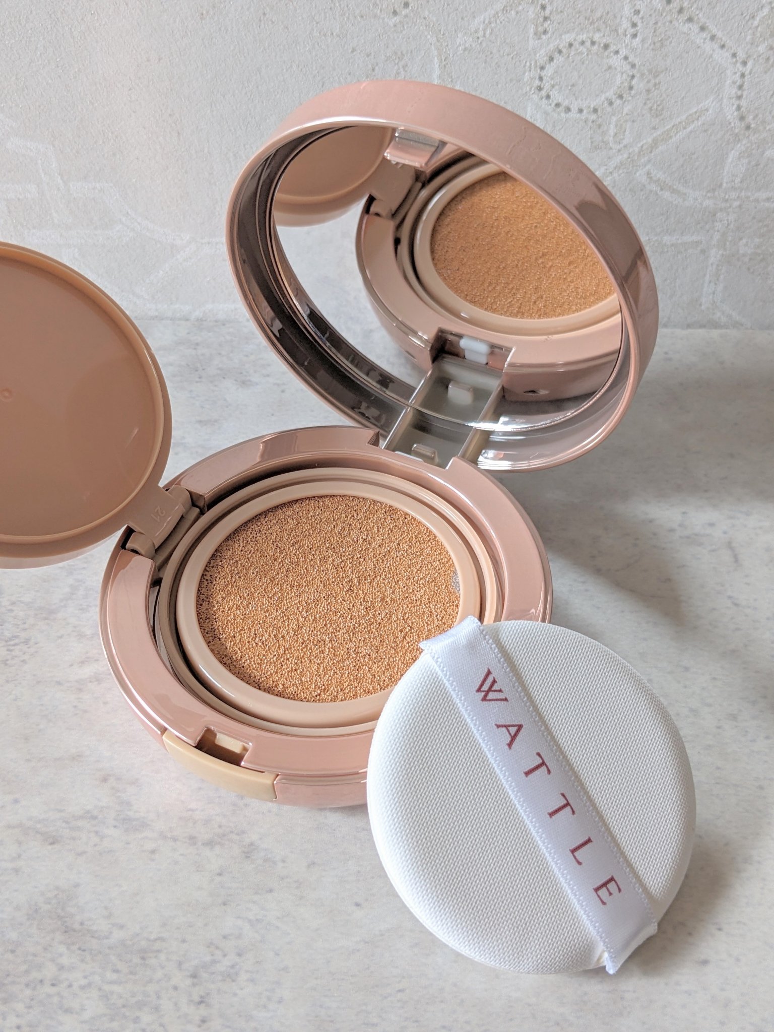 WATTLEクッションファンデーション/WATTLE/クッションファンデーションを使ったクチコミ（1枚目）