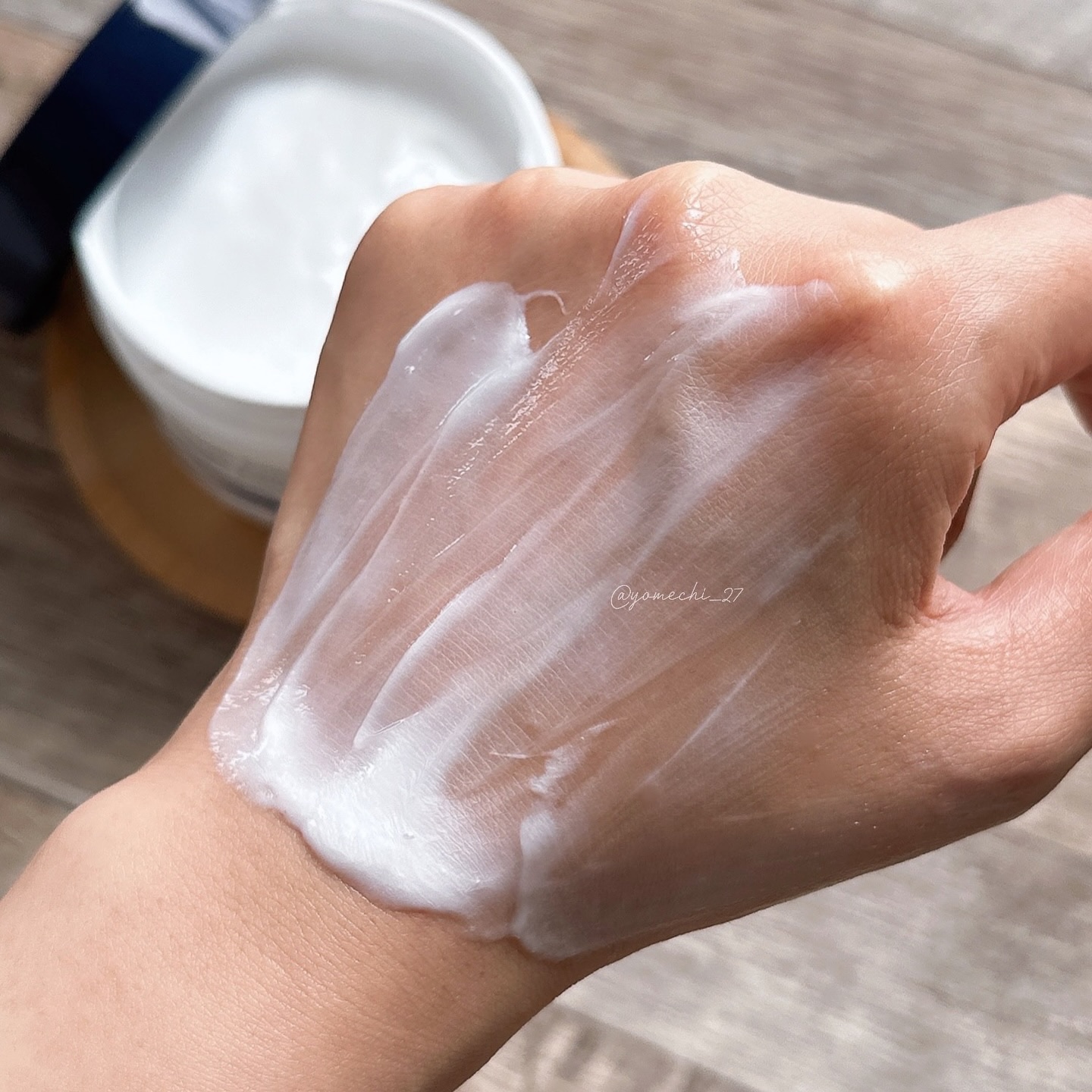 ヴァセリンリペアクリームナイトケア/ヴァセリン/ボディクリームを使ったクチコミ（3枚目）