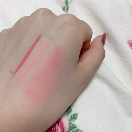 デュアル カラー スティック/DAISY DOLL by MARY QUANT/スティックアイシャドウを使ったクチコミ(2枚目)