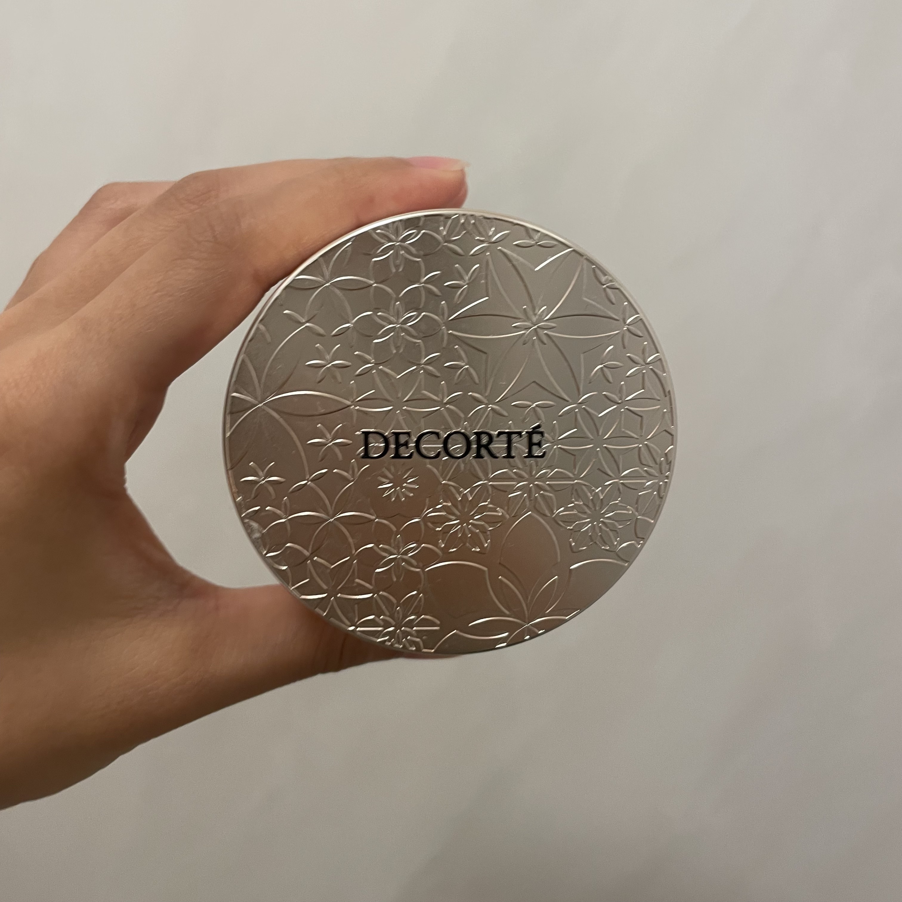 フェイスパウダー/DECORTÉ/ルースパウダーを使ったクチコミ（1枚目）
