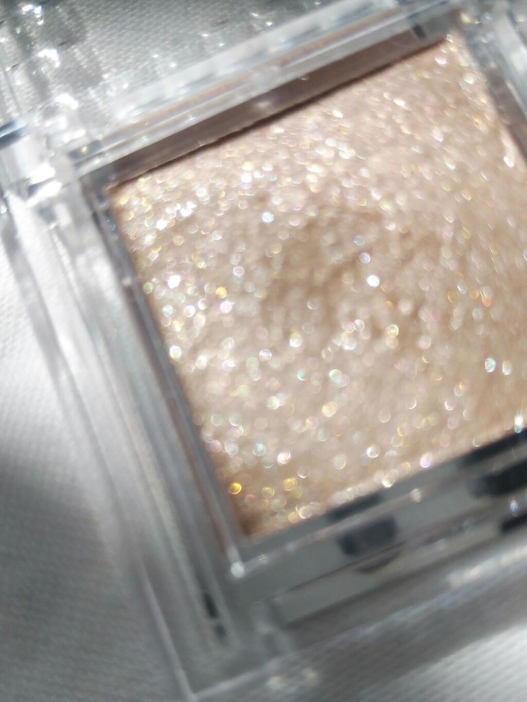 シングルカラーアイシャドウ/CEZANNE/単色アイシャドウを使ったクチコミ（2枚目）