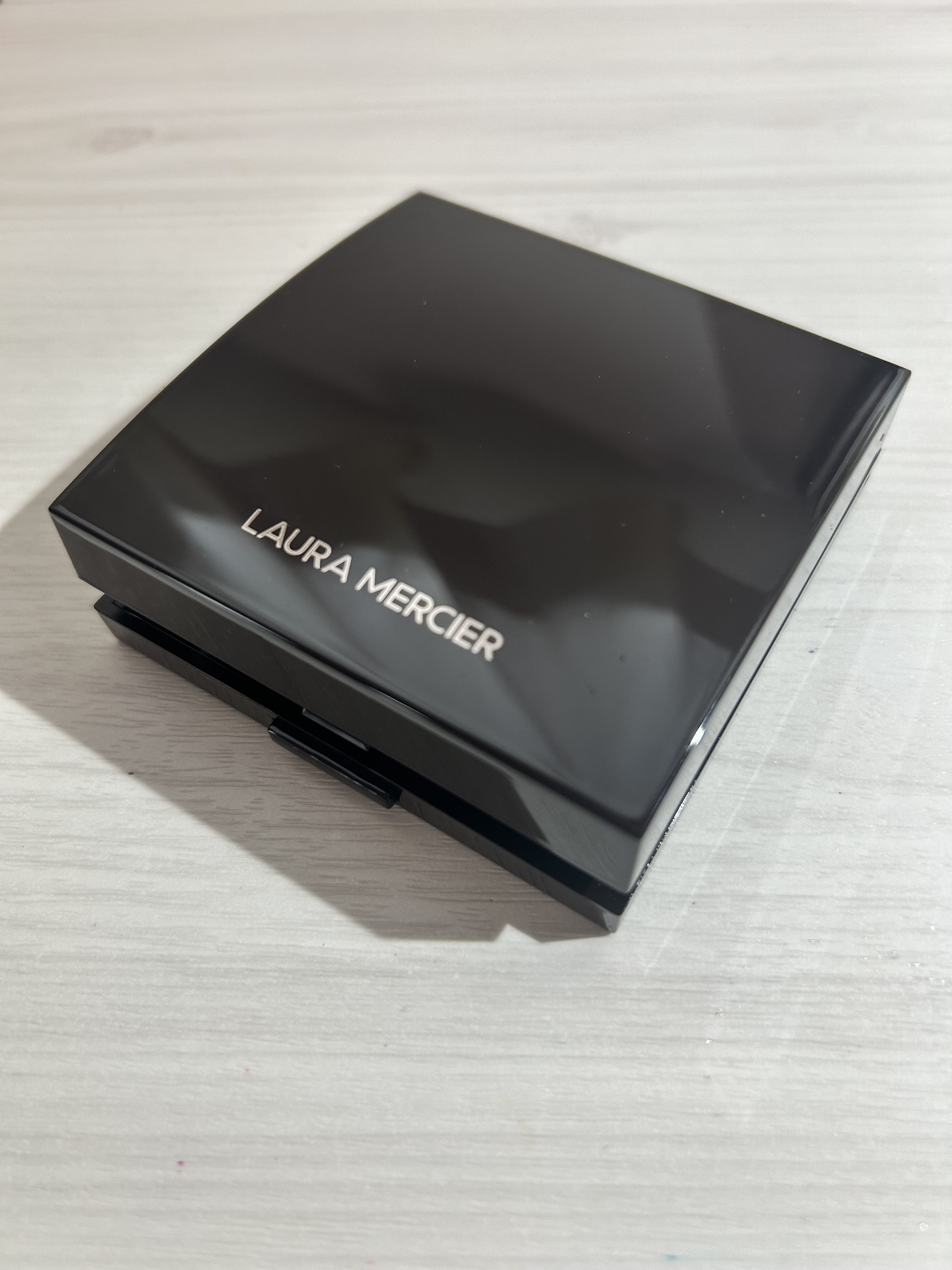 フェイスイルミネーター/ローラ メルシエ/パウダーハイライトを使ったクチコミ（2枚目）