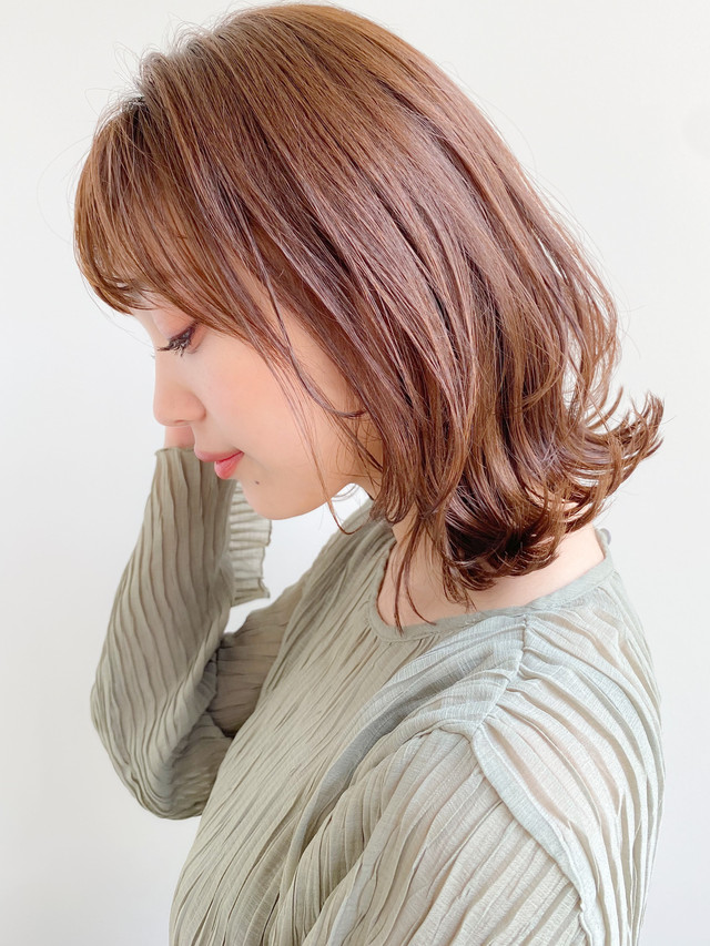 外ハネボブヘア