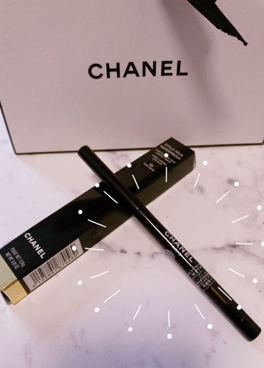 CHANEL💘ペンシルアイライナー
✼••┈┈••✼••┈┈••✼••┈┈••✼••┈┈••✼
スティロ ユー ウォータープルーフ N
58　ボワ ヌワール

プレゼントで🎁頂きました🎵
嬉しい😆
CH