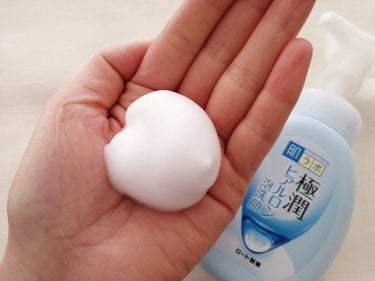 極潤 ヒアルロン泡洗顔 160ml（ポンプ）/肌ラボ/泡洗顔を使ったクチコミ（2枚目）