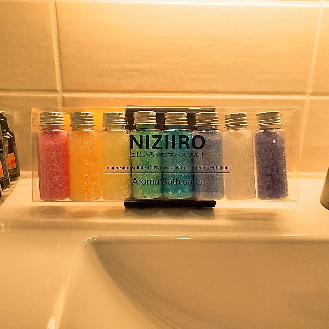 mcgroupakiko on LIPS 「久しぶりに母に会いに東京へ。週末の人混みはやはり関西とは桁外れ..」(3枚目)