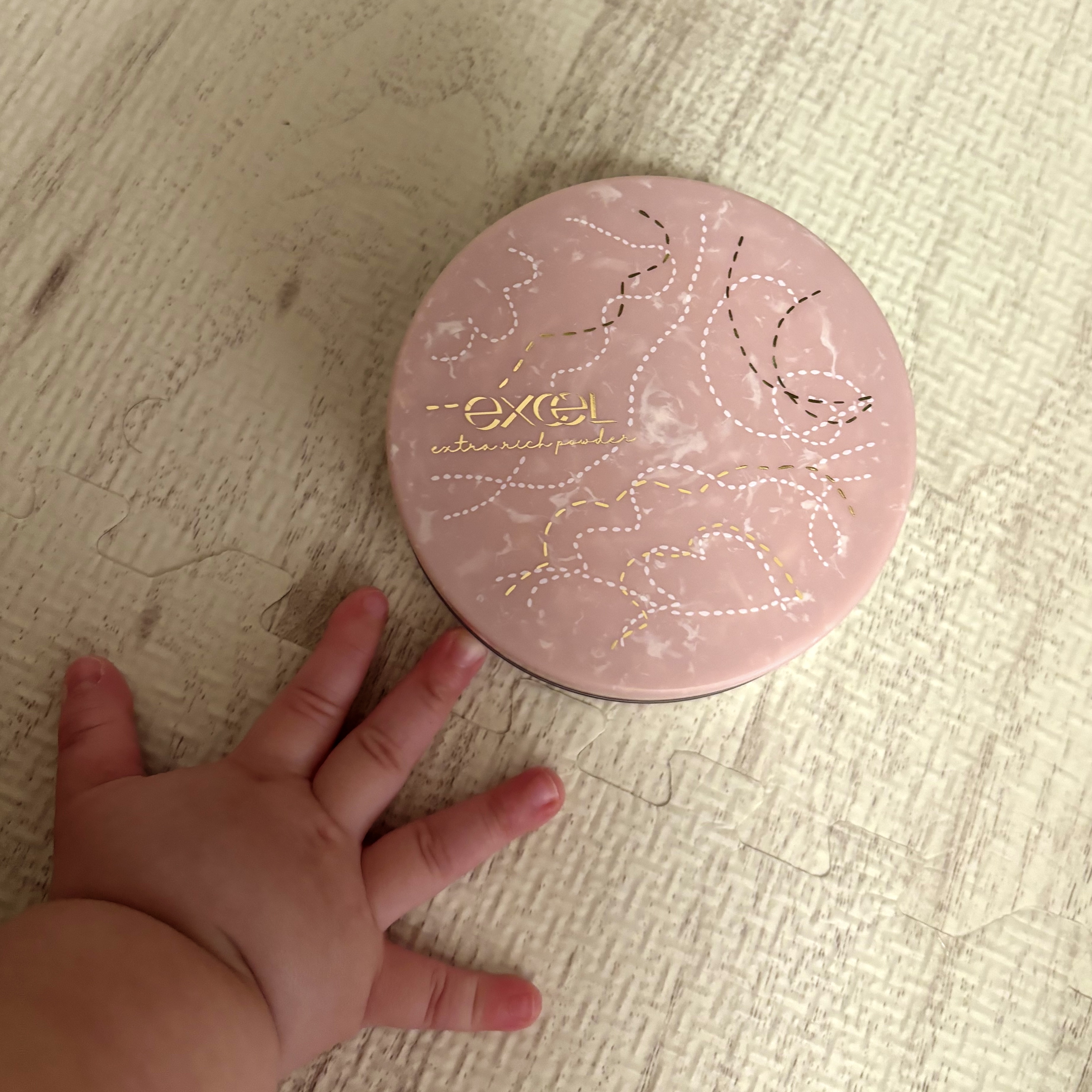 エクストラリッチパウダー　’２２/excel/ルースパウダーを使ったクチコミ（1枚目）