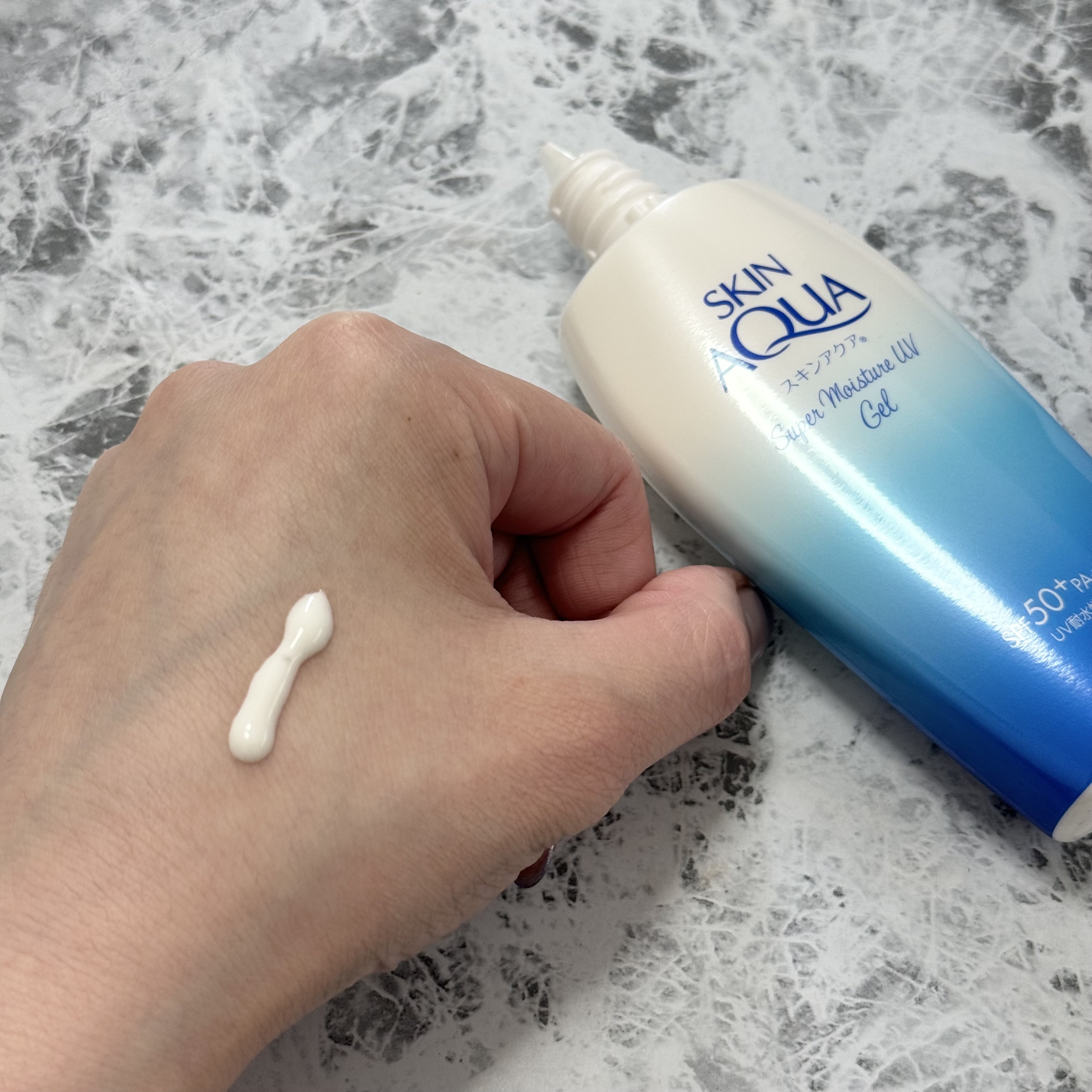 スキンアクア スーパーモイスチャージェル/スキンアクア/日焼け止めジェルを使ったクチコミ（3枚目）