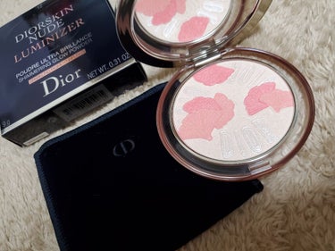 ディオールスキン ミネラル ヌード ルミナイザー パウダー/Dior/プレストパウダーを使ったクチコミ（1枚目）