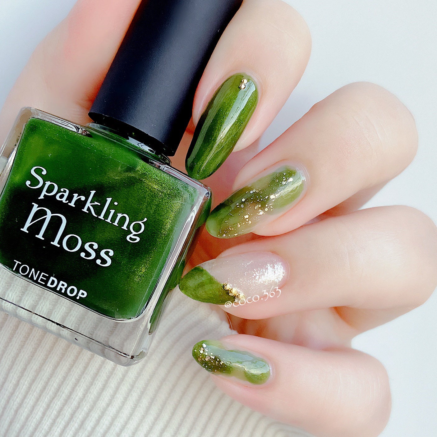 カラフルネイルズ/キャンメイク/マニキュアを使ったクチコミ(2枚目)