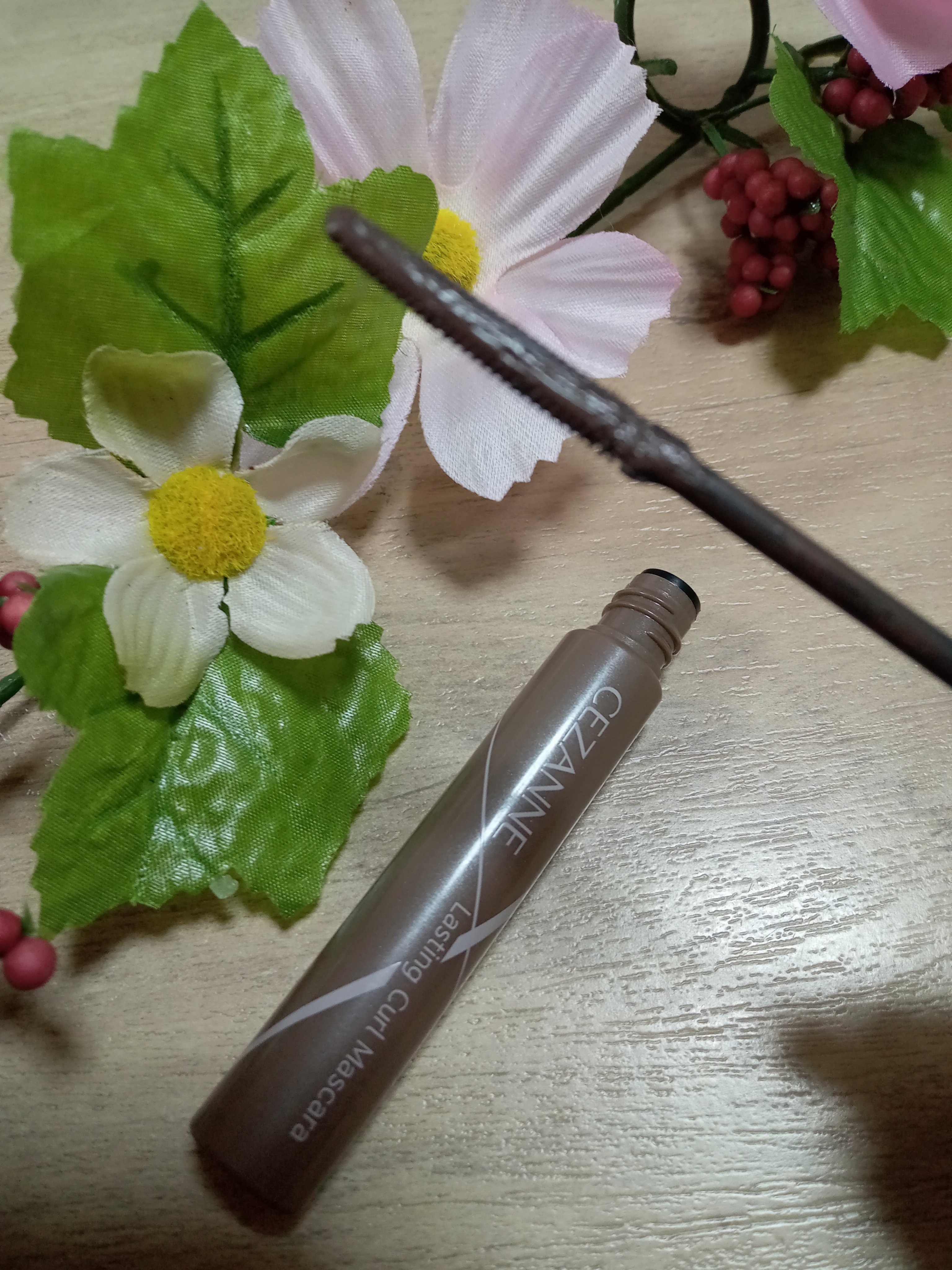 耐久カールマスカラ 04 グレージュ/CEZANNE/マスカラを使ったクチコミ（2枚目）