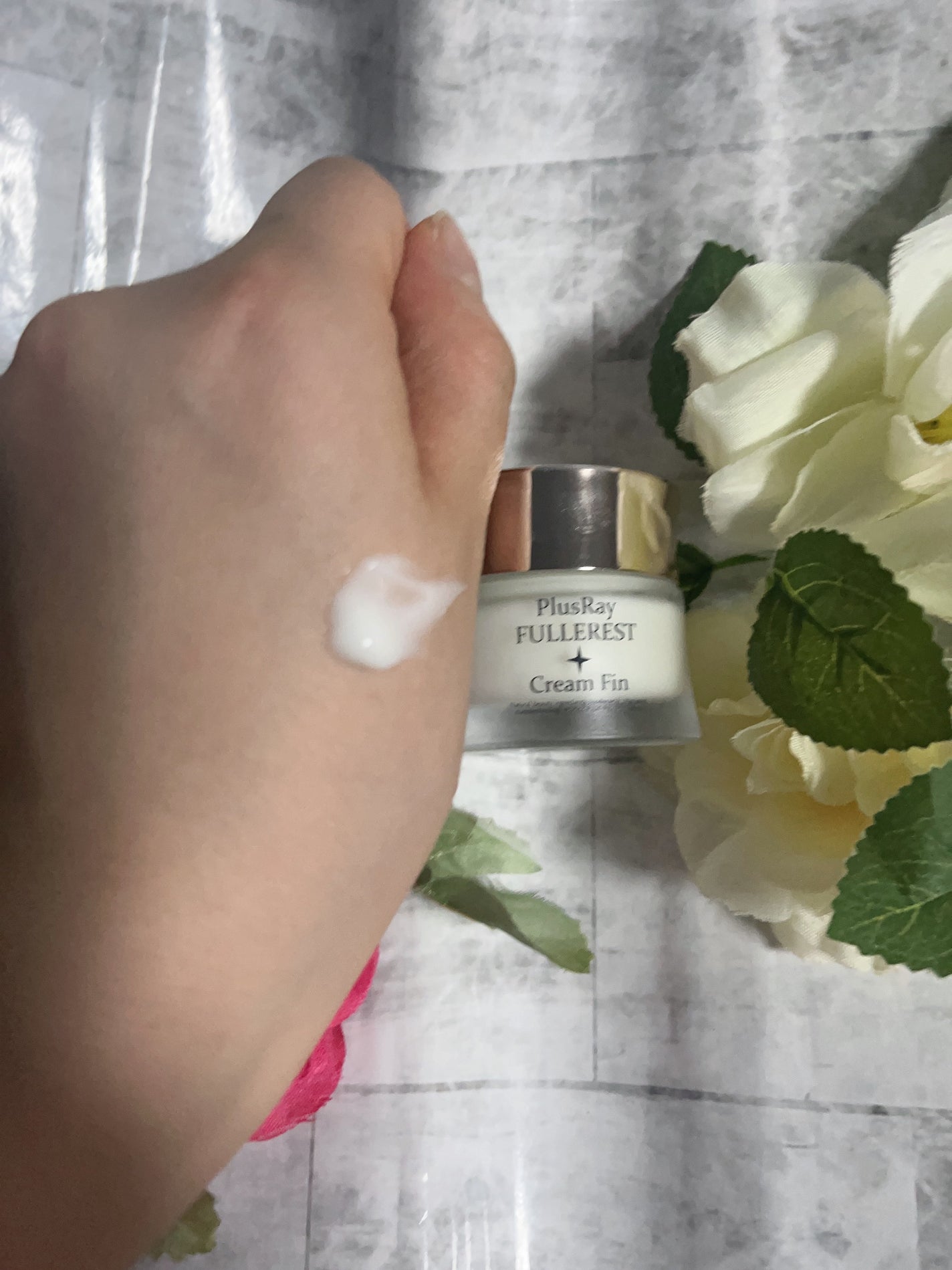 フラーレストクリームFin/PlusRay/フェイスクリームを使ったクチコミ(2枚目)