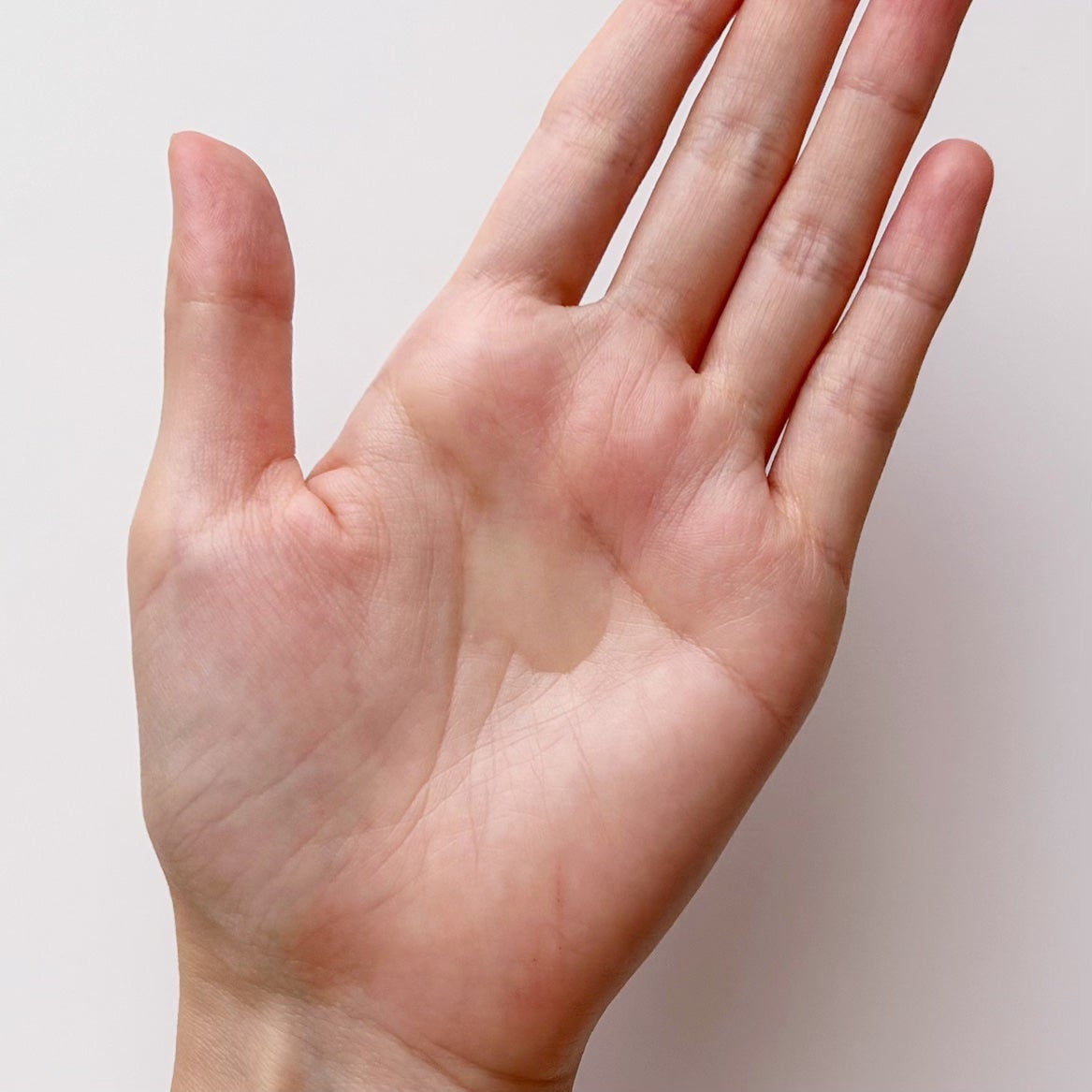 5番 白玉グルタチオンC美容液/numbuzin/美容液を使ったクチコミ(8枚目)