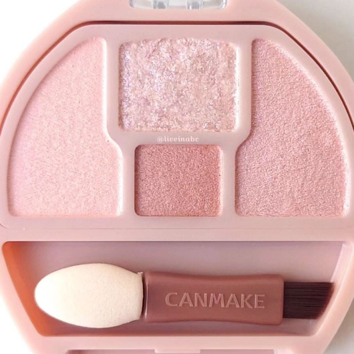 シルキースフレアイズ/キャンメイク/アイシャドウパレットを使ったクチコミ(5枚目)