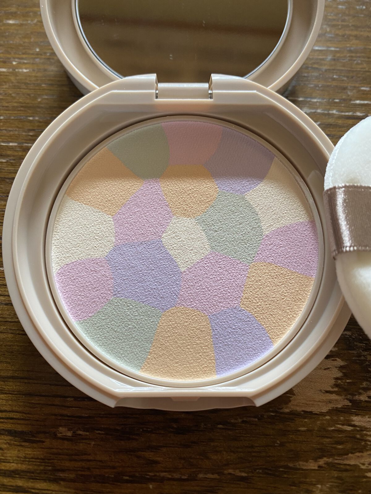 マシュマロフィニッシュパウダー　～Abloom～/キャンメイク/プレストパウダーを使ったクチコミ（3枚目）