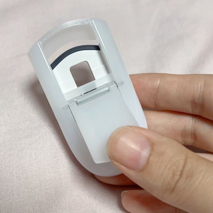 KOBAKO KOBAKO アイラッシュカーラー(センターカール)のクチコミ「ビューラーってこだわりだすとキリがないというか、私はあまり技術がないのでどれ使ってもよくわから.....」(2枚目)