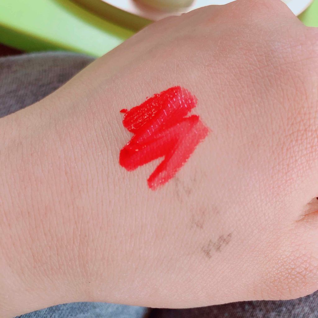 ハートウィンドウリップティントオイルタイプ/VAVI MELLO/リップグロスを使ったクチコミ(2枚目)