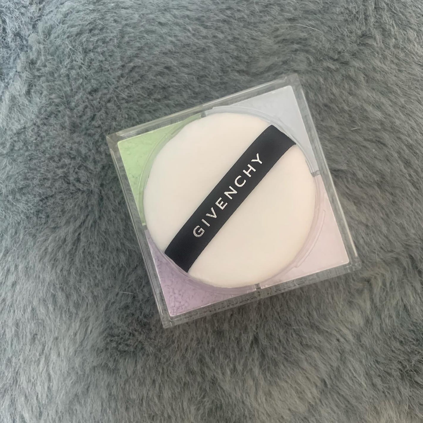RH_nep on LIPS 「、、GIVENCHY様からプレゼントいただきました。GIVEN..」(2枚目)
