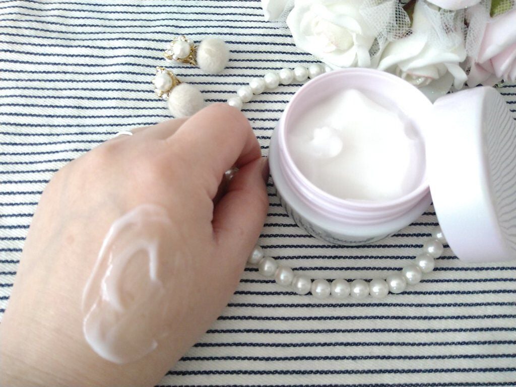 リンクル&ホワイト スキンパーフェクション ジェル/ミキモト コスメティックス/オールインワン化粧品を使ったクチコミ(3枚目)