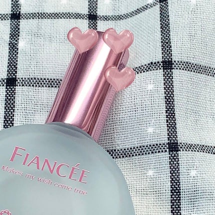 パルファンドトワレ ピュアシャンプーの香り/フィアンセ/香水(レディース)を使ったクチコミ(2枚目)