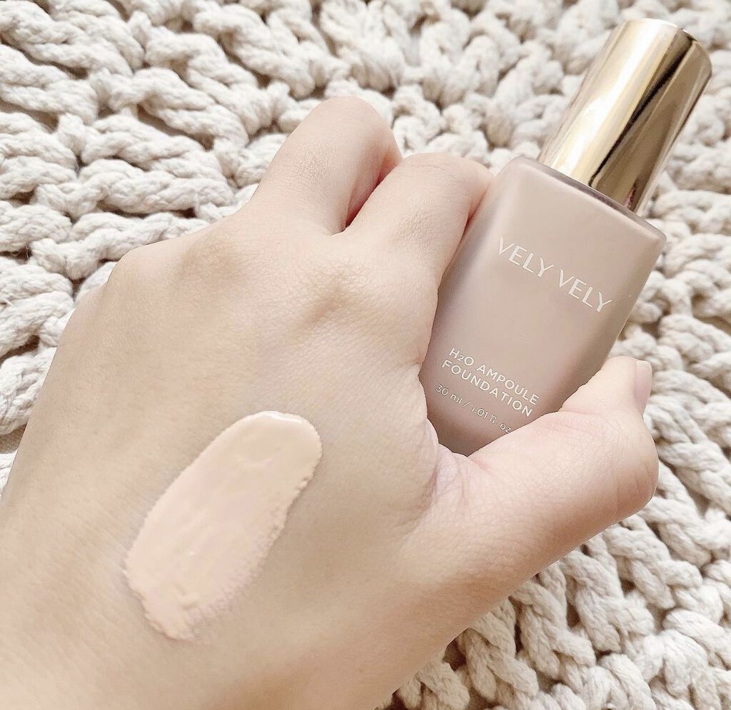 水分アンプルファンデーション Light/VELY VELY/リキッドファンデーションを使ったクチコミ（2枚目）