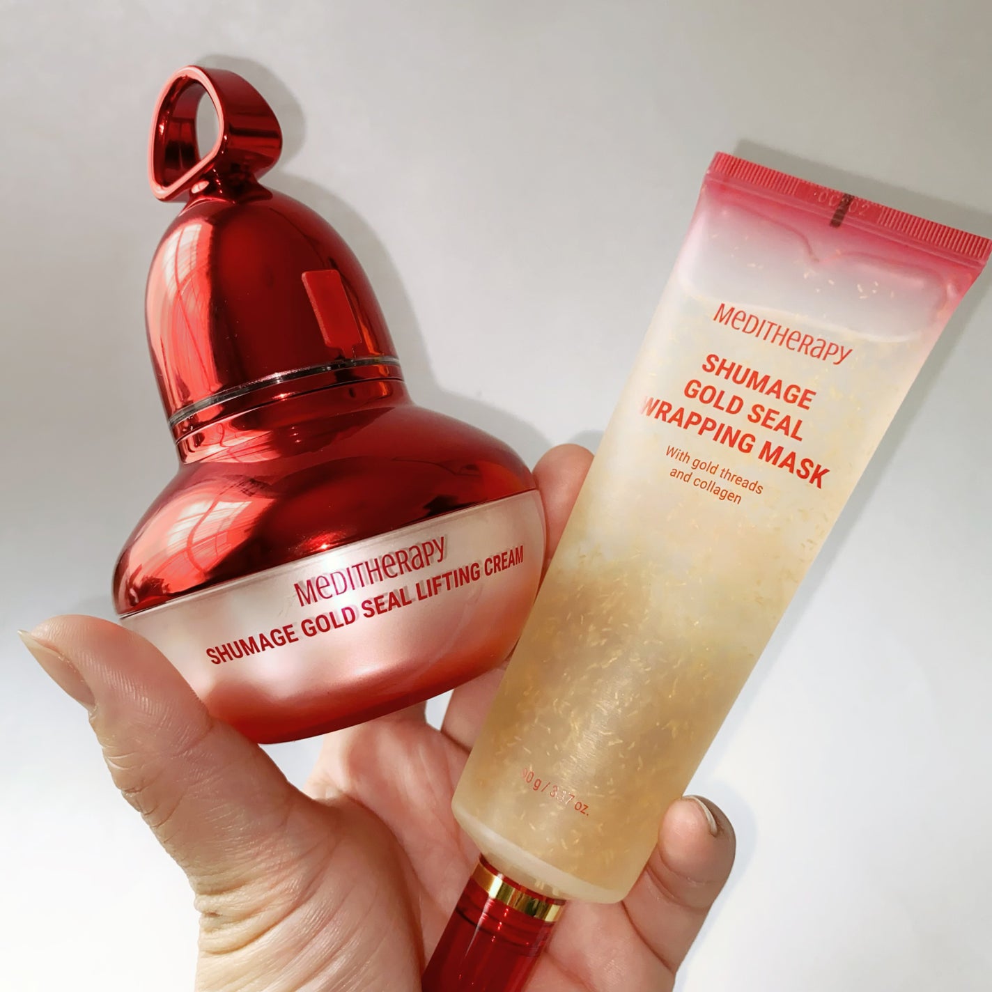 シューマジゴールド糸ラッピングマスク MEDITHERAPY