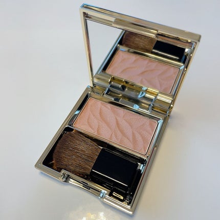 カランドゥ フェイス BE401/Elégance/パウダーチークを使ったクチコミ(1枚目)