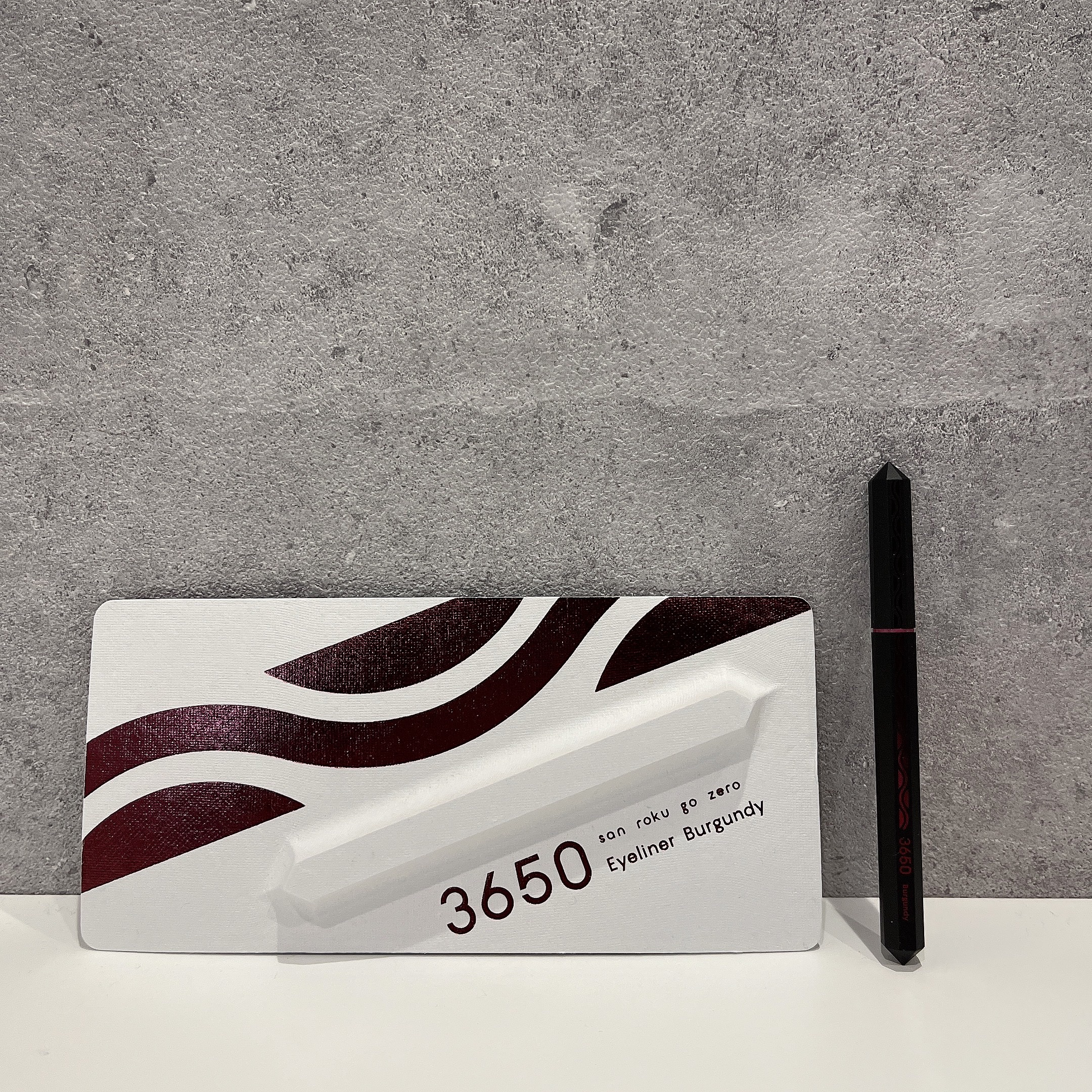 リキッドアイライナー  バーガンディー(Burgundy)/3650/リキッドアイライナーを使ったクチコミ（2枚目）