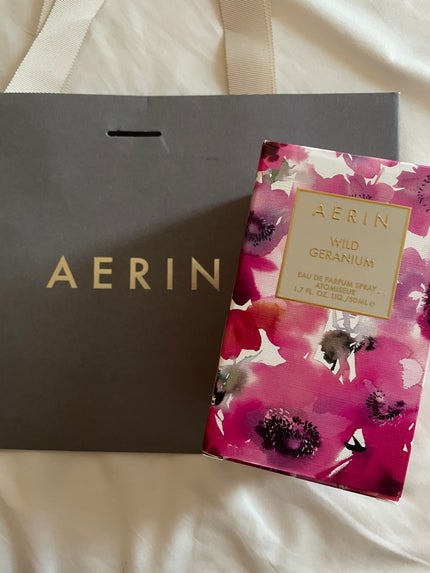 pink_blush_kre on LIPS 「欲しかったエアリンのワイルドゼラニウムの香りを購入また今年の8..」(1枚目)