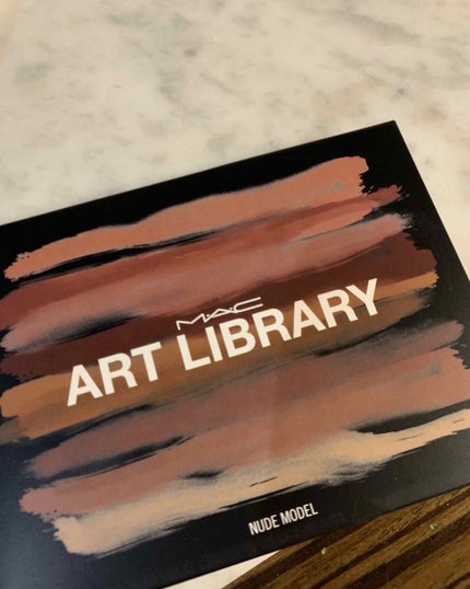 アート ライブラリー/M・A・C/アイシャドウパレットを使ったクチコミ(1枚目)