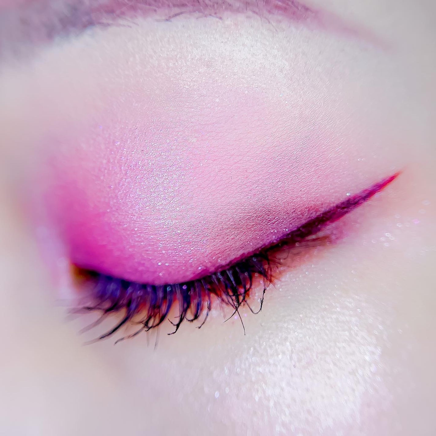 スキルレスライナー/LUMIURGLAS/リキッドアイライナーを使ったクチコミ(8枚目)