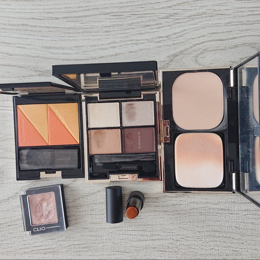 SUQQU グロウパウダーファンデーション GLOW POWDER FOUNDATION | SUQQU OFFICIAL WEBSITE