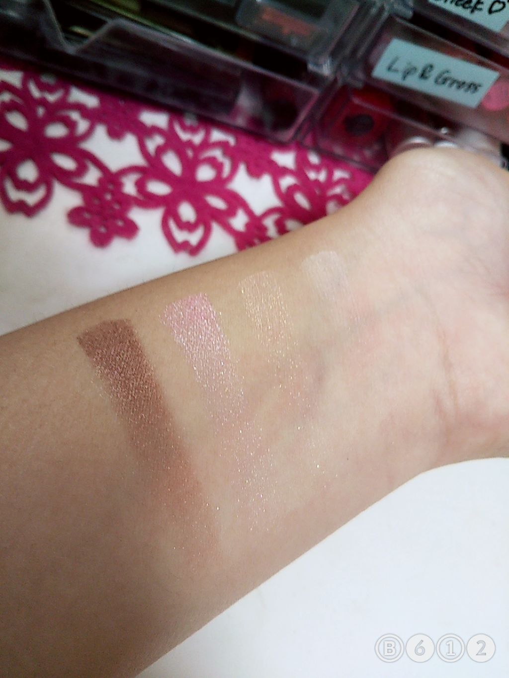 ベルベットクリスタル アイズ/JILL STUART/アイシャドウパレットを使ったクチコミ(3枚目)